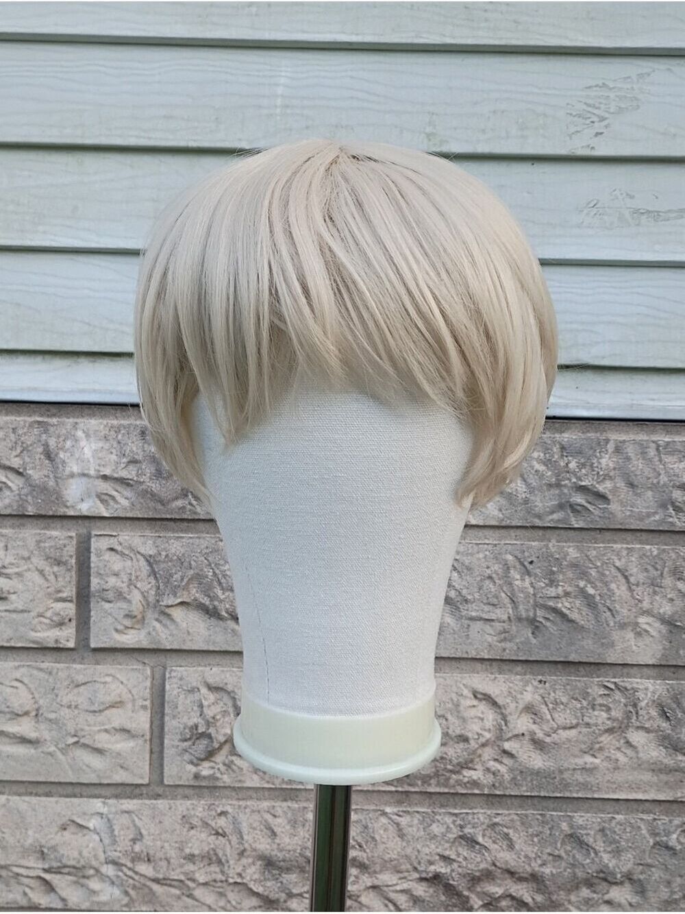 Blonde Short Layered Women's Wig - Neutral Blonde